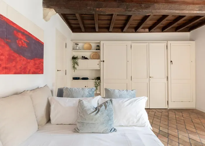 Iflat Navona Bright Daire Roma